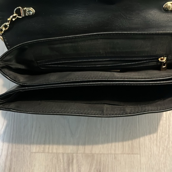 Purse - Picture 2 of 3